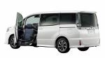 Toyota Voxy ZS Hybrid 2017 года